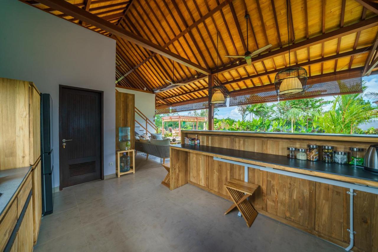 Villa Beauvida - Cozy 4- Bedroom Villa In Canggu With 18M Pool Dalung  Extérieur photo